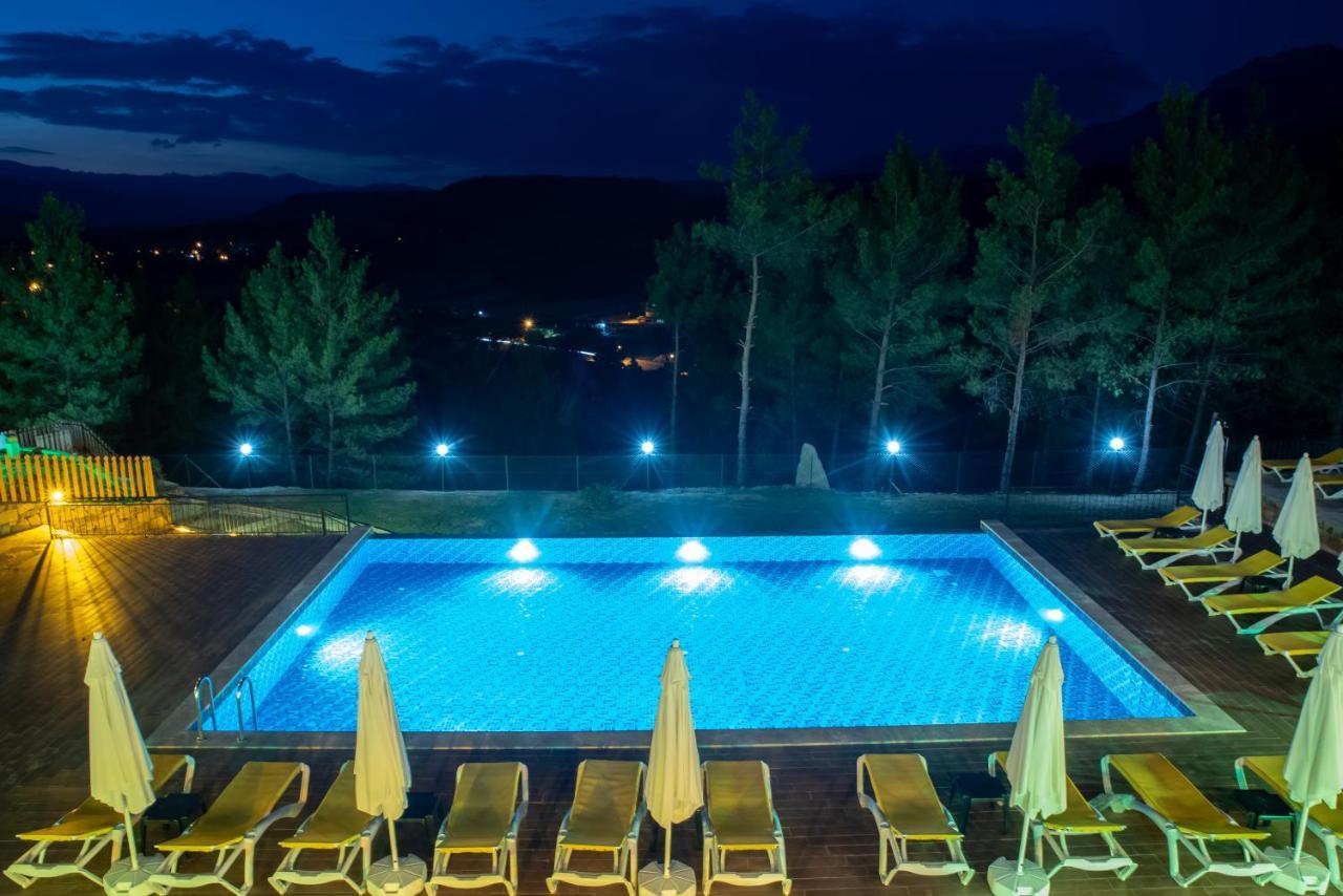 Maison Green Hill Hobbit Villas & Boutique Hotel Antalia Esterno foto