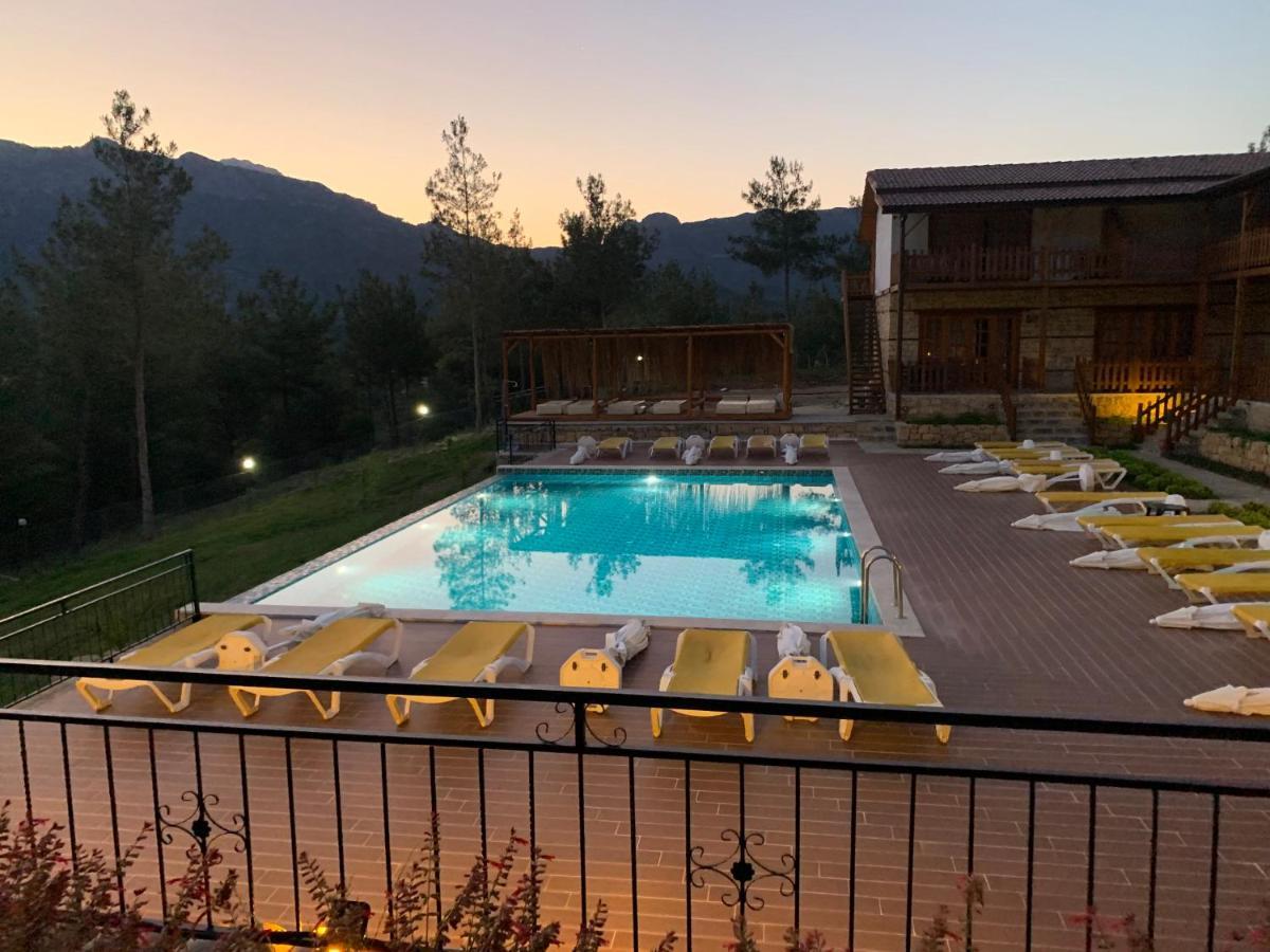 Maison Green Hill Hobbit Villas & Boutique Hotel Antalia Esterno foto